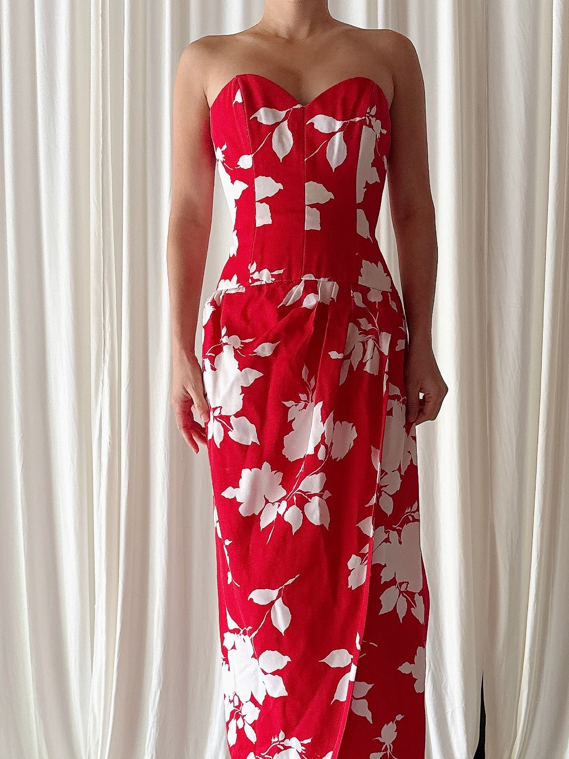 Vintage Victor Costa Red Dress - Size 2