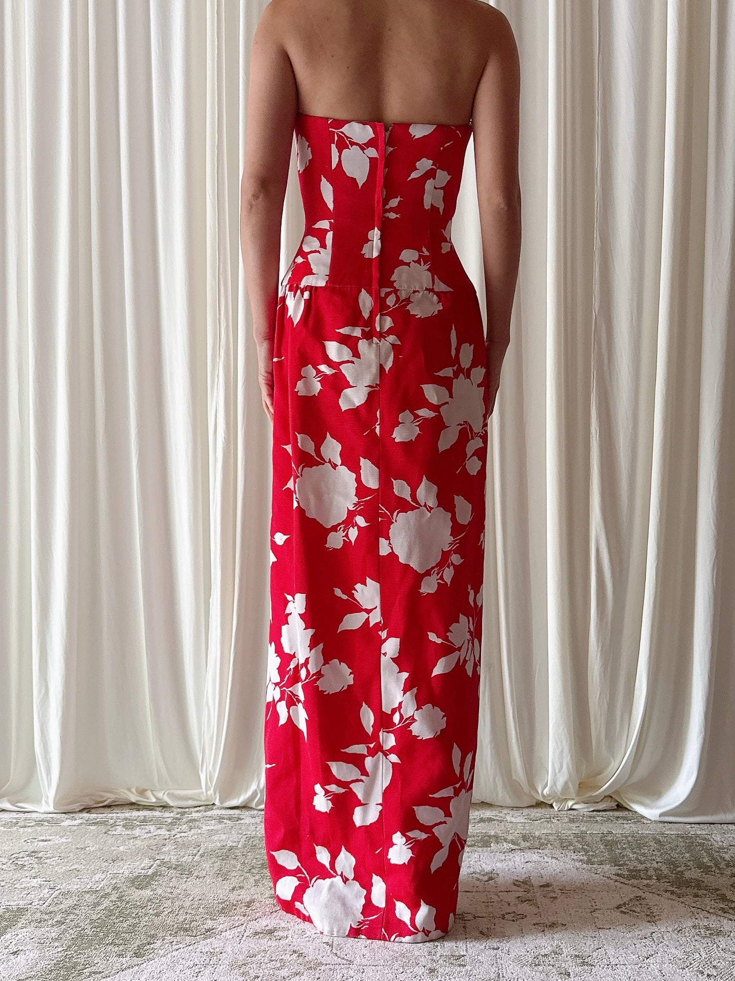 Vintage Victor Costa Red Dress - Size 2