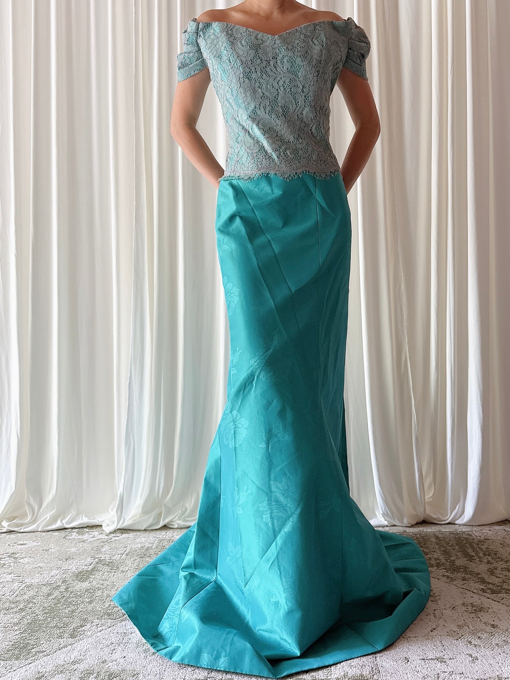 Vintage Angelita Morillo Turquoise Silk 2 Piece Set - Size 42