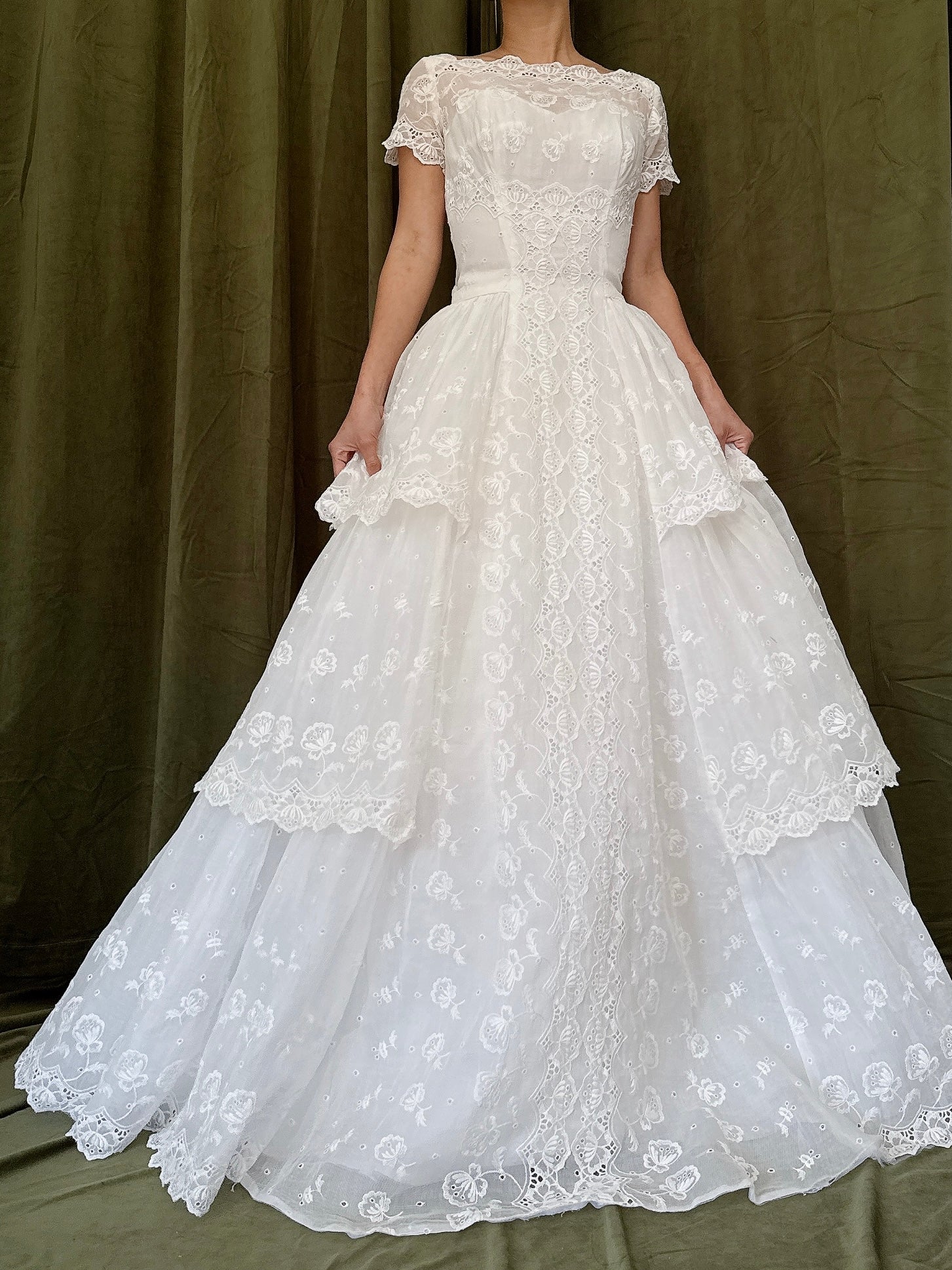 Vintage Embroidered Side Tiered Gown - XS