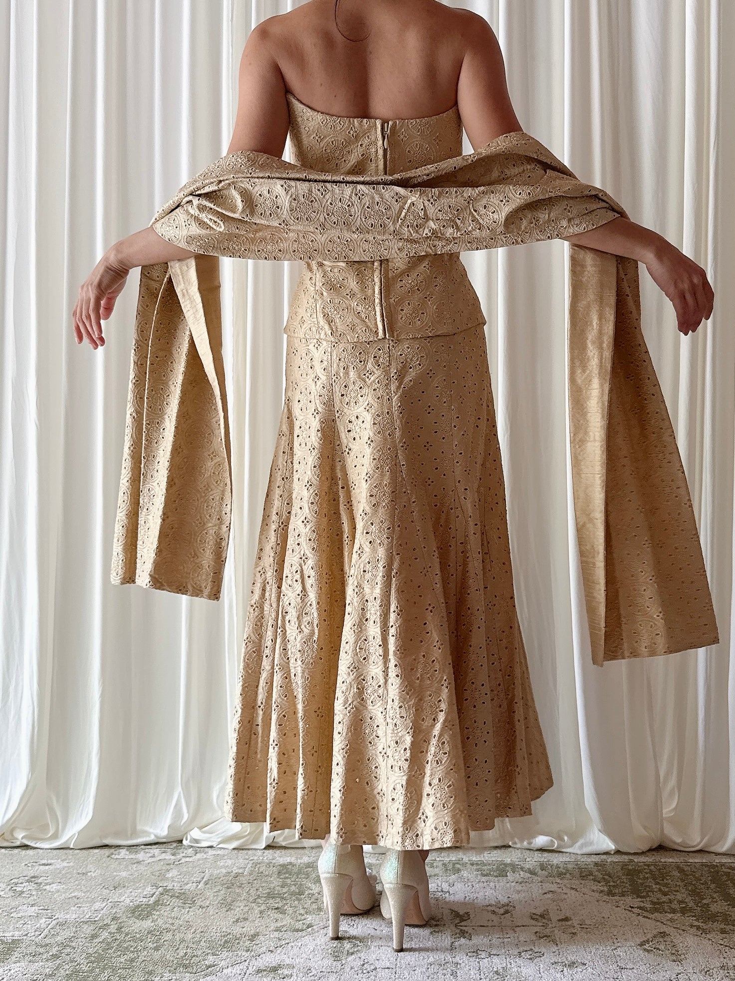 Vintage Paule Vasseur Light Gold Embroidered 4 Piece Set - Size 46