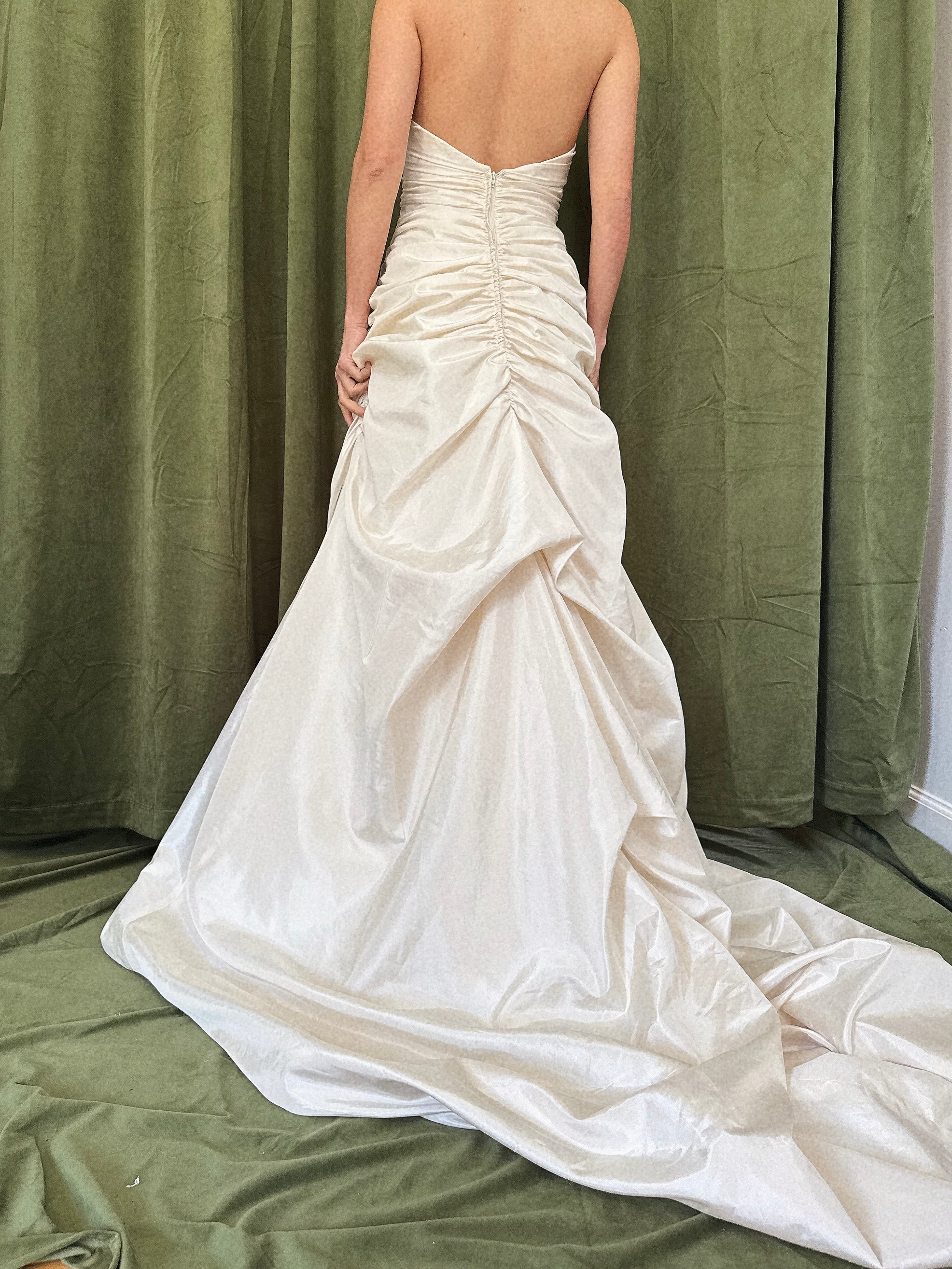 Vintage Tafetta Strapless Gown - L/10